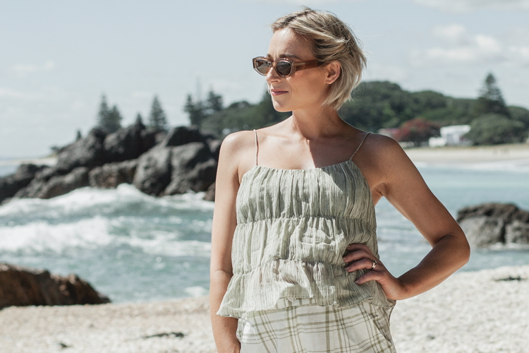 Easy, breezy fashion for expecting mamas