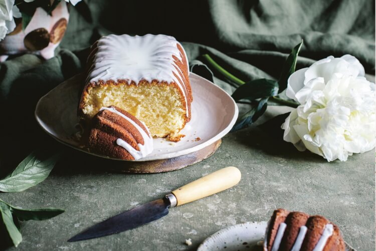 Weekday lemon cake