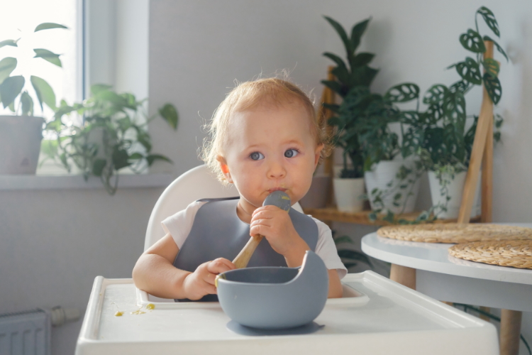 Baby food: cheats apple crumble