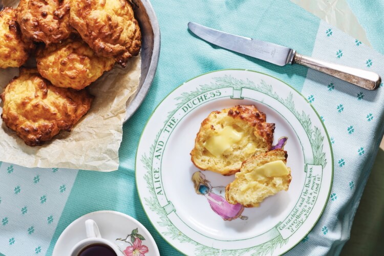 Light and fluffy cheese puffs