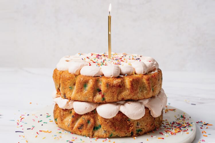 Recipe: Funfetti party cake